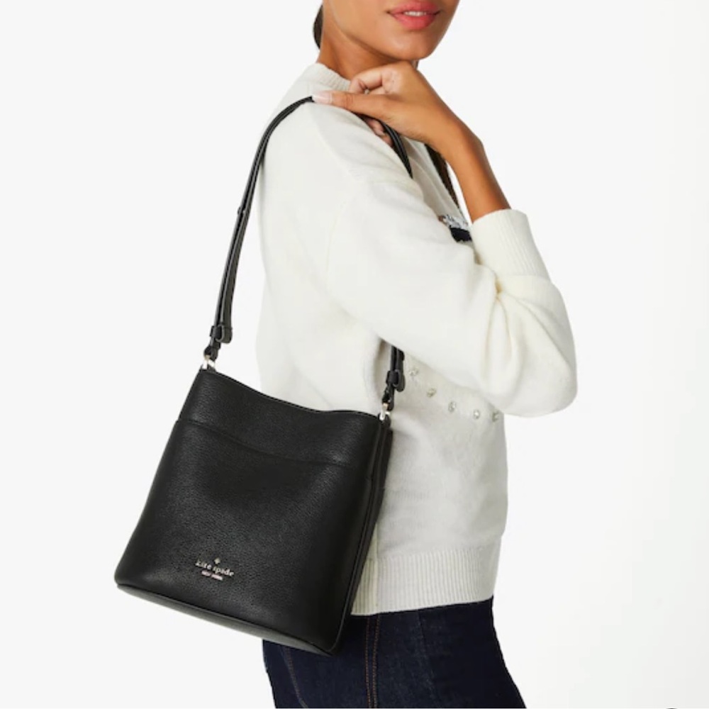 Kate Spade Leila Small Bucket Bag
COLOR:
Black 
NWT - Picture 7 of 16